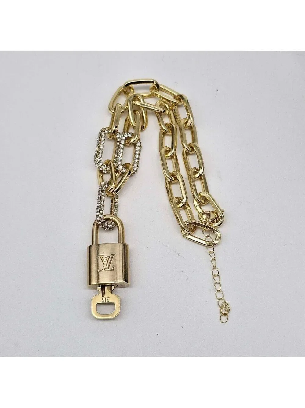 Authentic Louis Vuitton Lock & Key w/ Unbranded Gold Plated Gold Chain Necklace